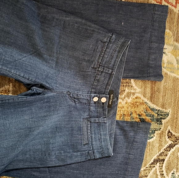 White House Black Market  jeans 👖 - Picture 7 of 12